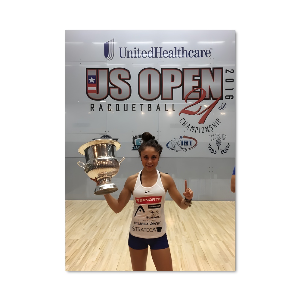 Poster Paola longoria